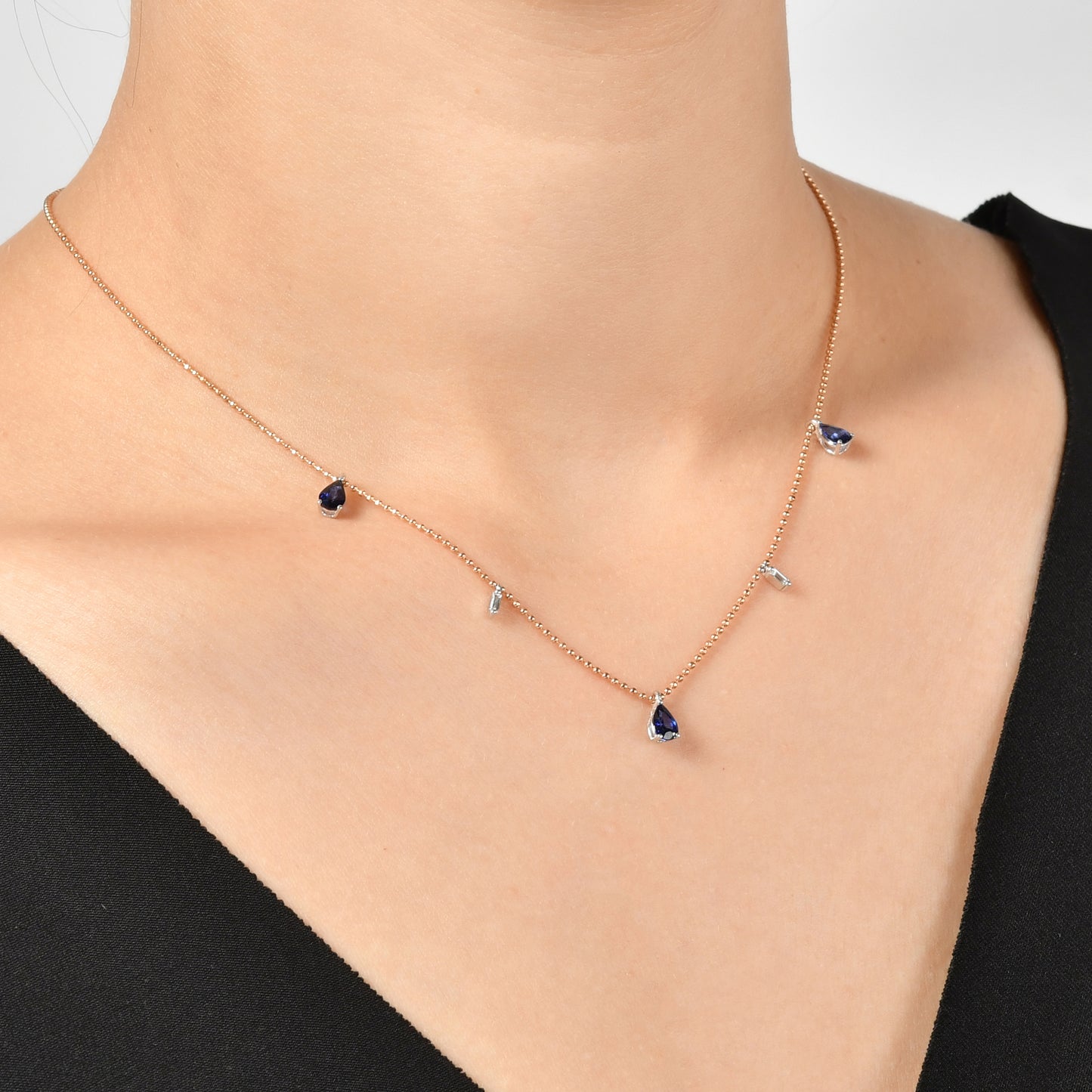 1,48 Karat Damla Safir Baget Pırlanta Kolye - Arvi Jewellery