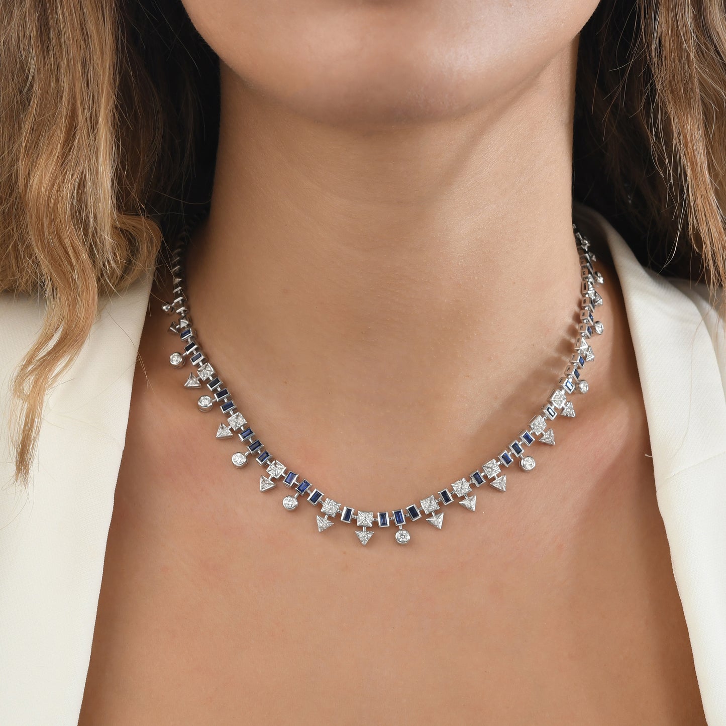 6,35 Karat Safir Baget Pırlanta Piramit Kolye - Arvi Jewellery