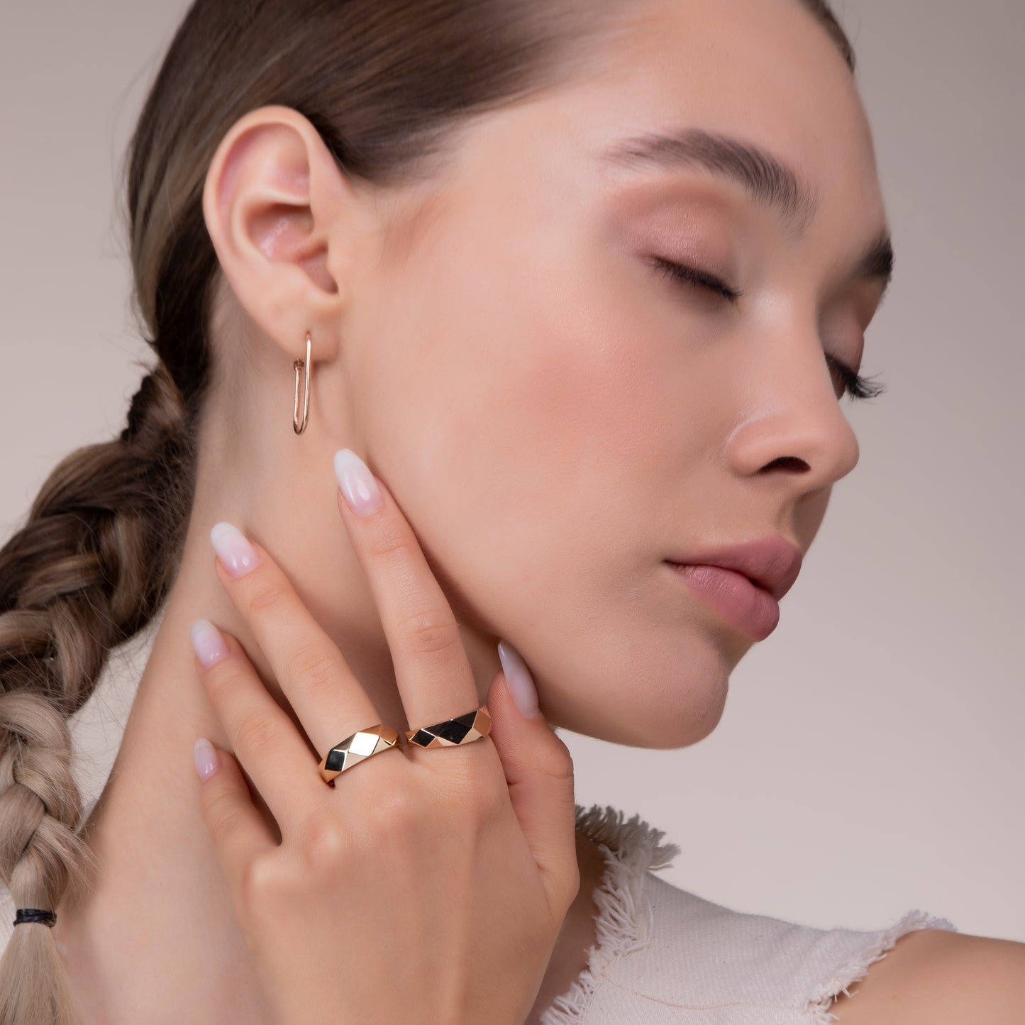 Piramit Altın Yüzük - Arvi Jewellery