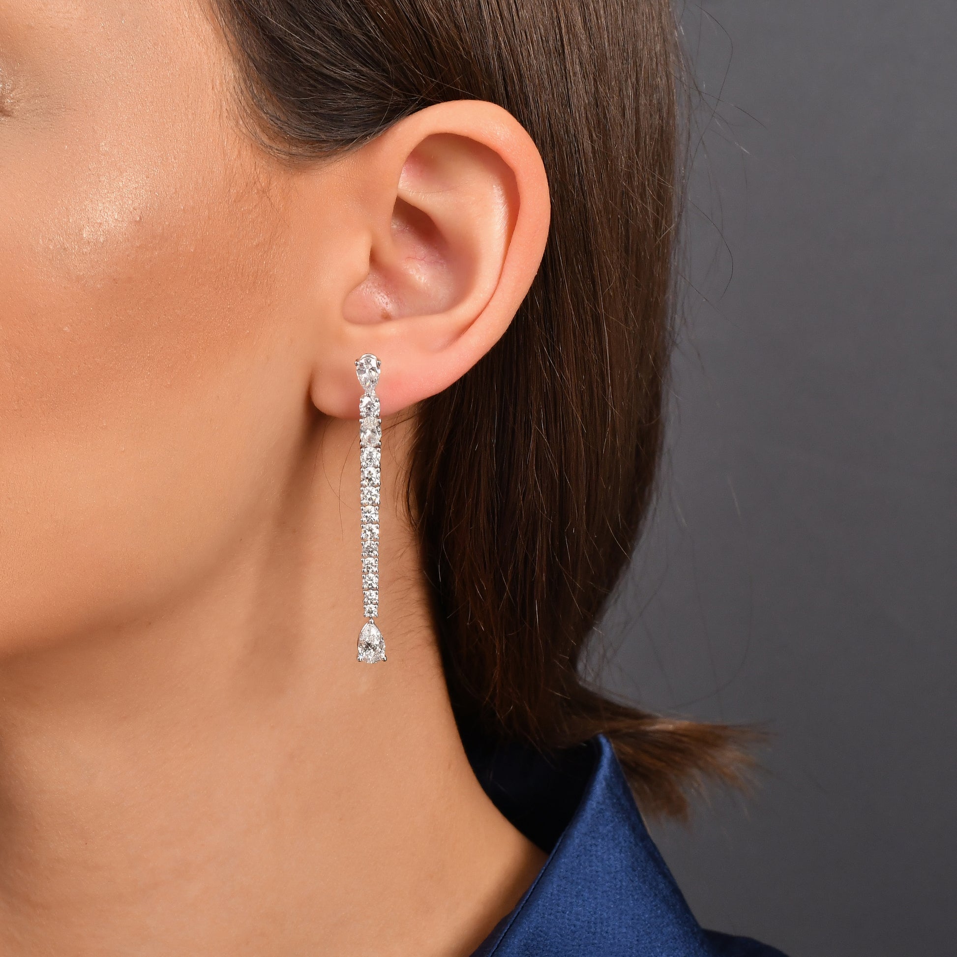 5,28 Karat Oval Damla Pırlanta Su Yolu Küpe - Arvi Jewellery