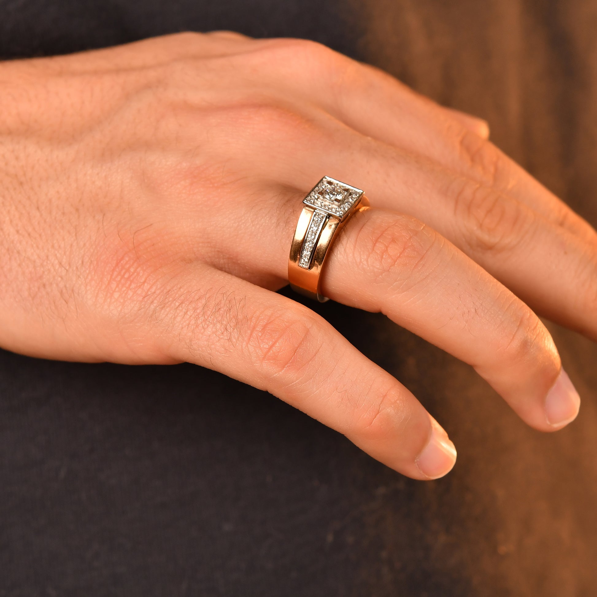 Tektaş Pırlanta Ortalı Erkek Yüzük - Arvi Jewellery