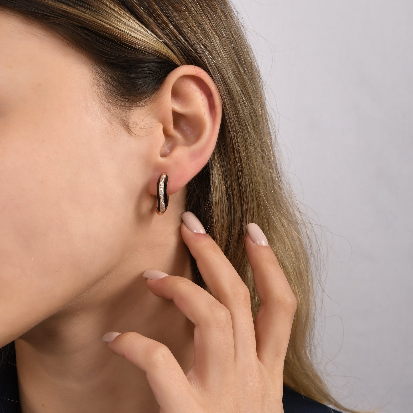 Siyah Mineli Pırlanta Küpe - Arvi Jewellery