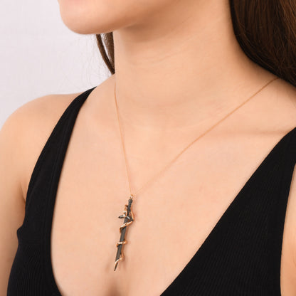 0,08 Karat Pırlanta Kılıç Yılan Kolye - Arvi Jewellery