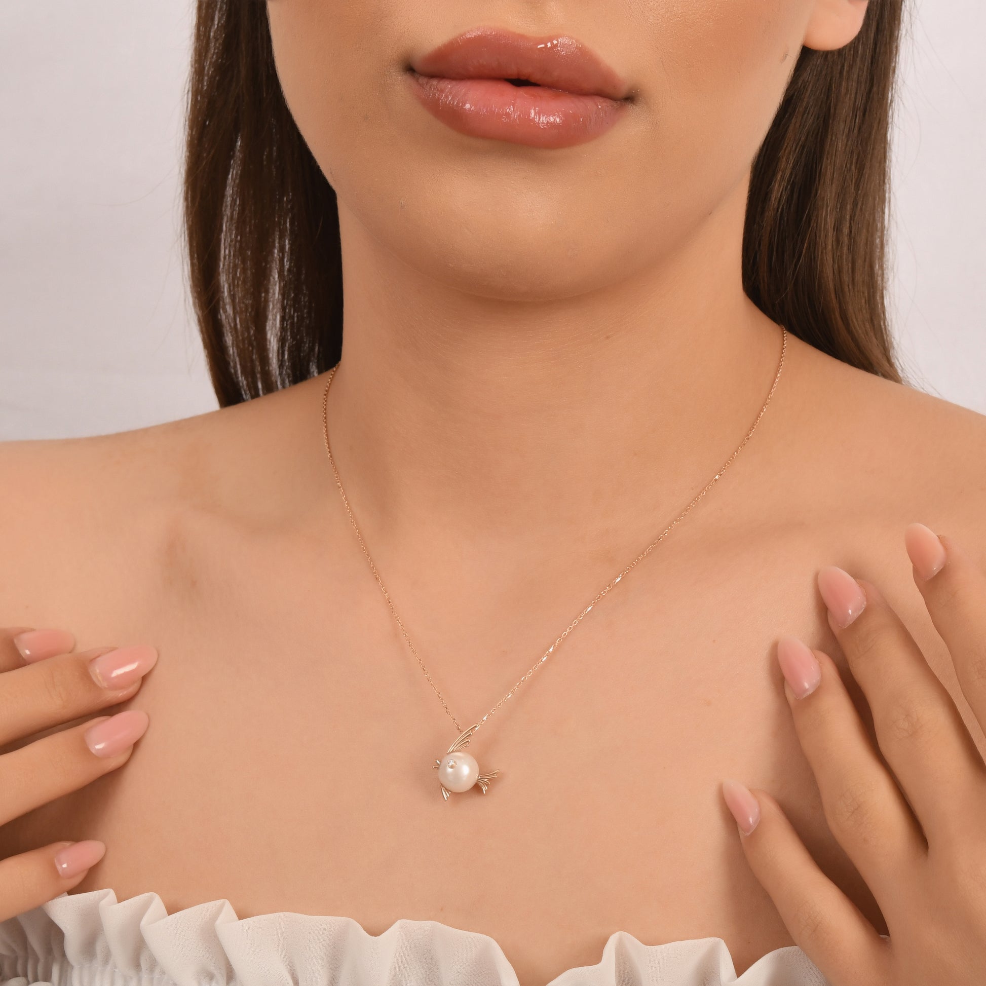 0,01 Karat Pırlanta Balık Kolye - Arvi Jewellery