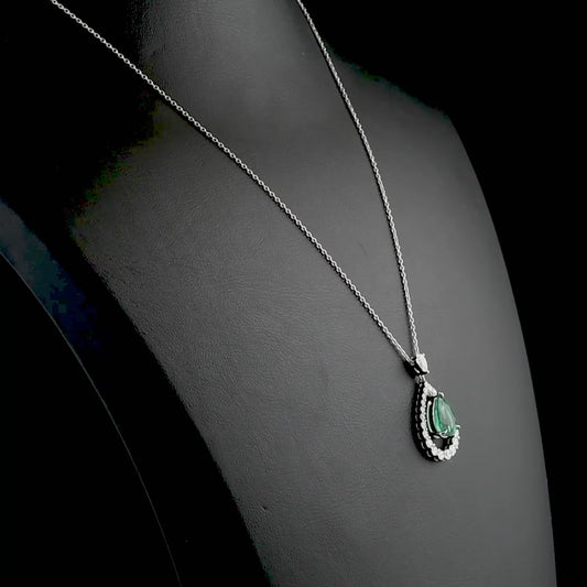 3,23 Karat Damla Zümrüt Pırlanta Kolye