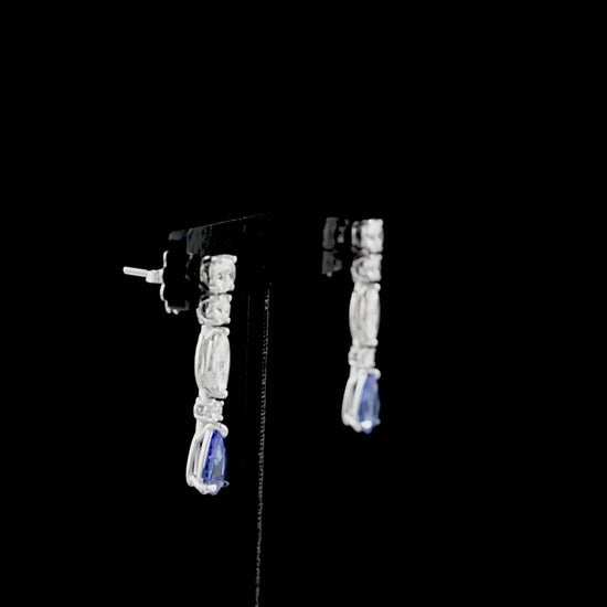 "Pırlanta taşlı altın su yolu küpe, zarif detaylarıyla göz kamaştıran 18 ayar beyaz altın safir markiz pırlanta tasarım küpe"