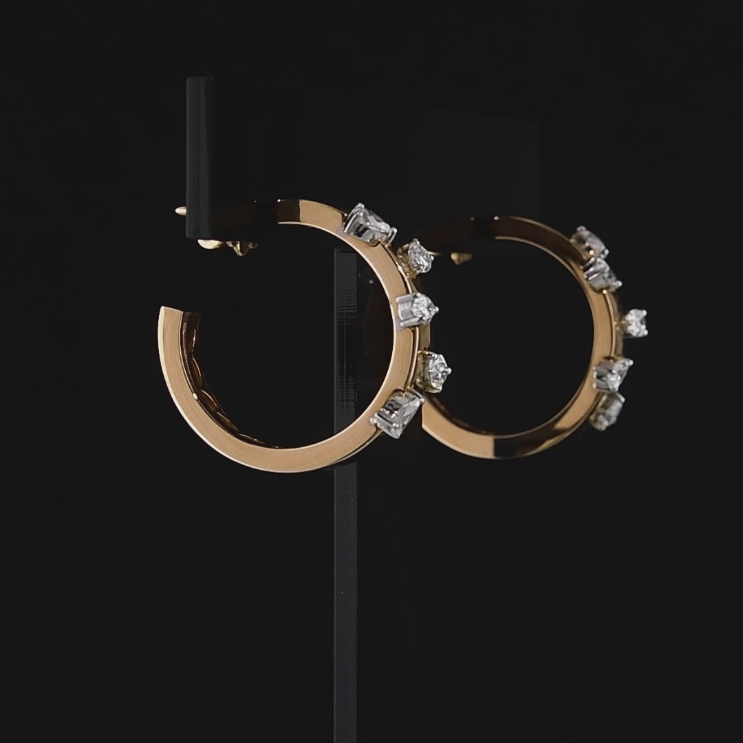 "Rose altın pırlanta halka küpe, 1,30 karat damla kesim pırlanta detaylı özel tasarım sallantılı küpe, modern tasarım pırlanta küpe ve zarif hediye seçeneği"